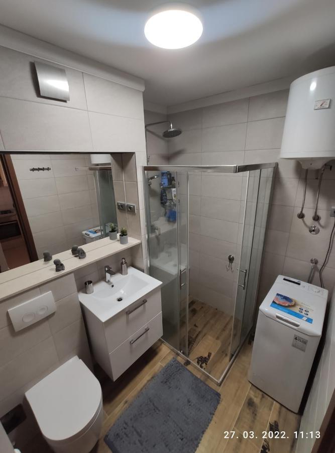 Ferienwohnung Apartman Antonela With Free Garage Parking Split Exterior foto