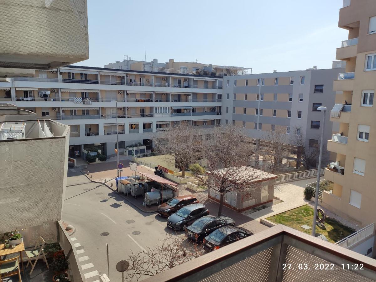 Ferienwohnung Apartman Antonela With Free Garage Parking Split Exterior foto